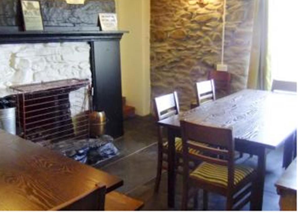 Hostel Yha Rowen Conwy Ngoại thất bức ảnh